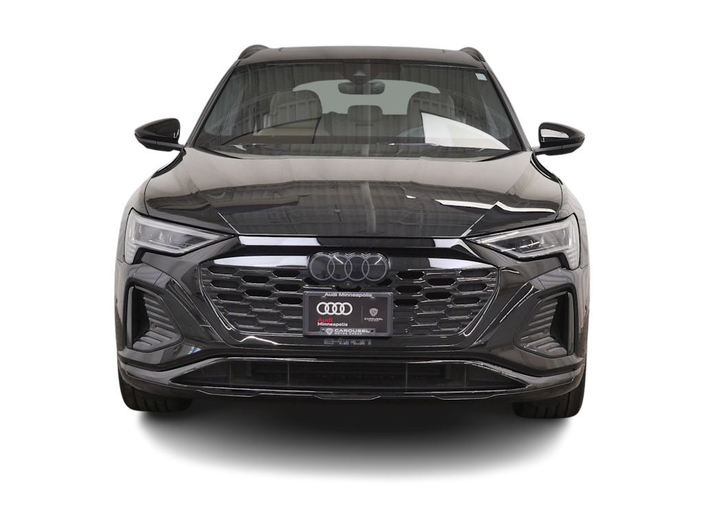 Thumbnail: 2024 Audi Q8 e-tron - 15