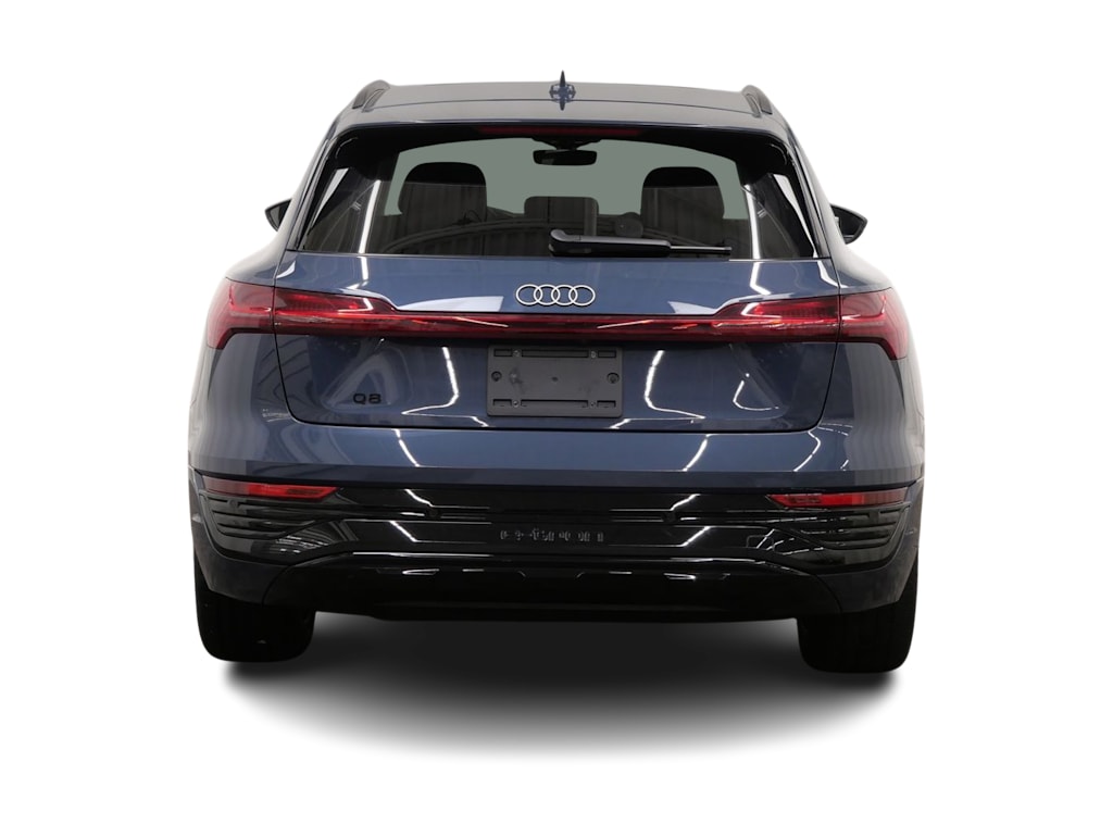 Thumbnail: 2024 Audi Q8 e-tron - 5