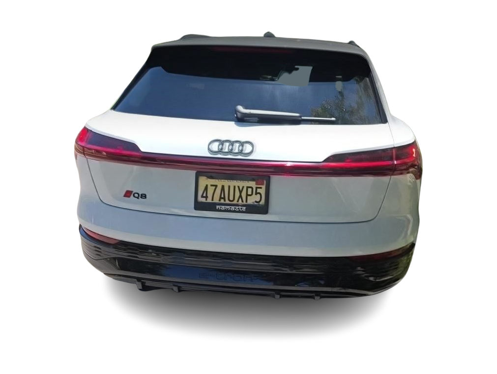 Thumbnail: 2024 Audi Q8 e-tron - 5