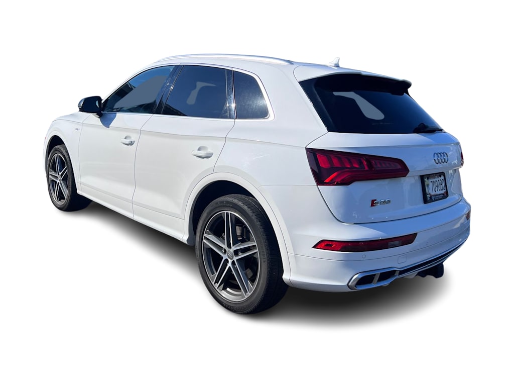Thumbnail: 2018 Audi SQ5 - 3