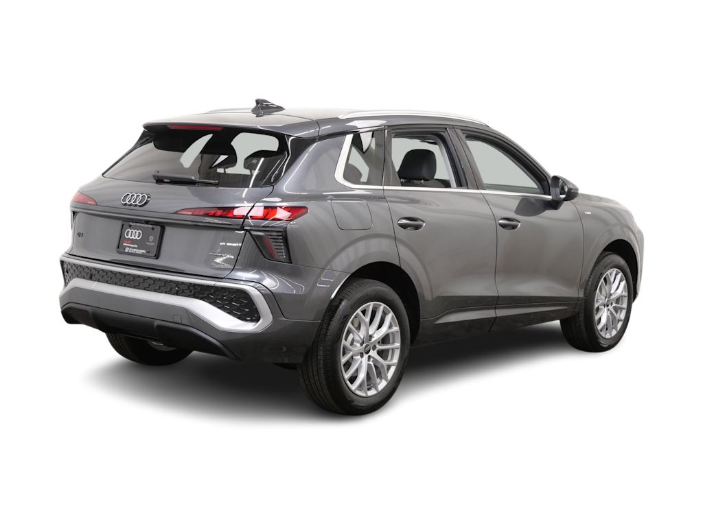 Thumbnail: 2026 Audi Q3 - 8