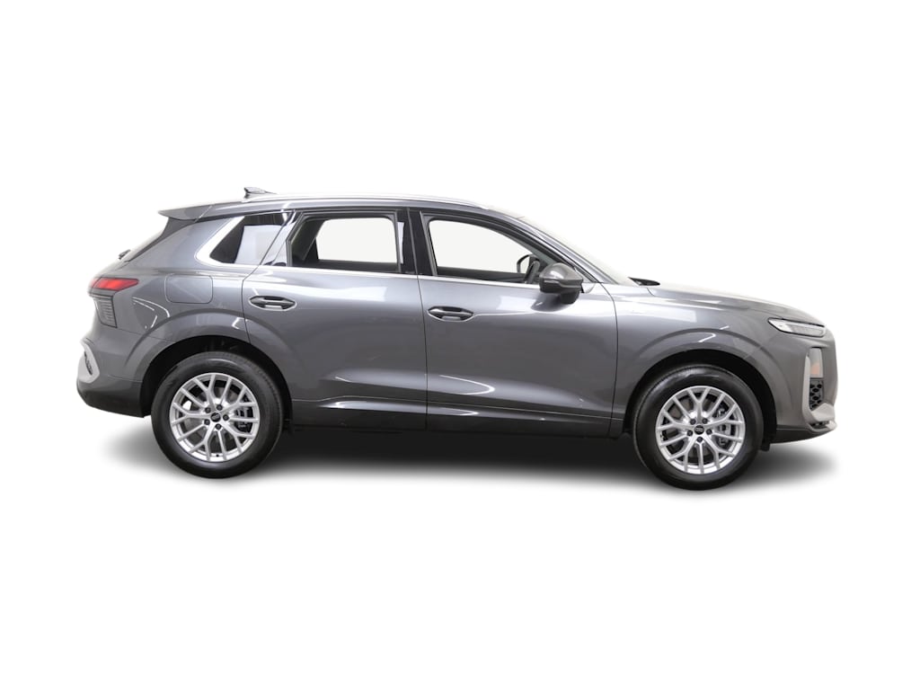 Thumbnail: 2026 Audi Q3 - 9
