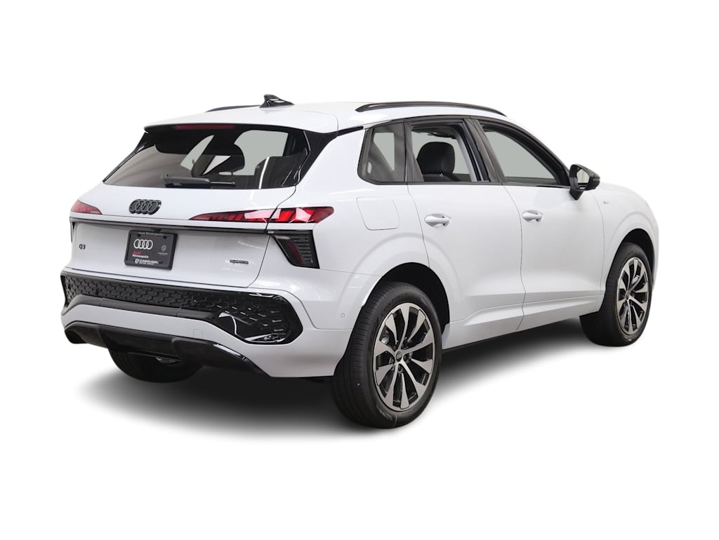 Thumbnail: 2026 Audi Q3 - 8