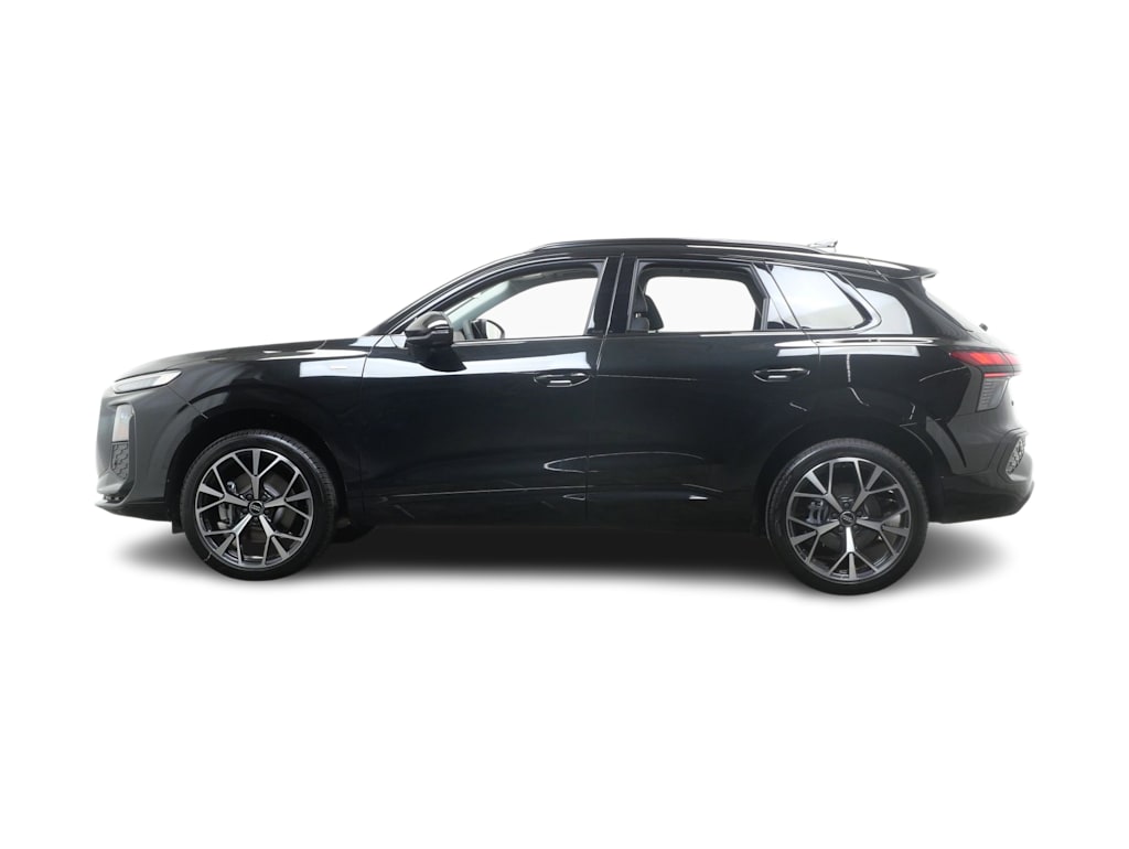 Thumbnail: 2026 Audi Q3 - 3