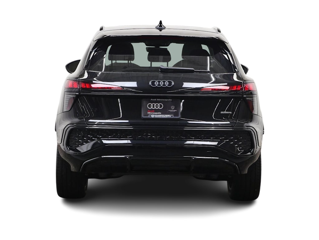 Thumbnail: 2026 Audi Q3 - 5