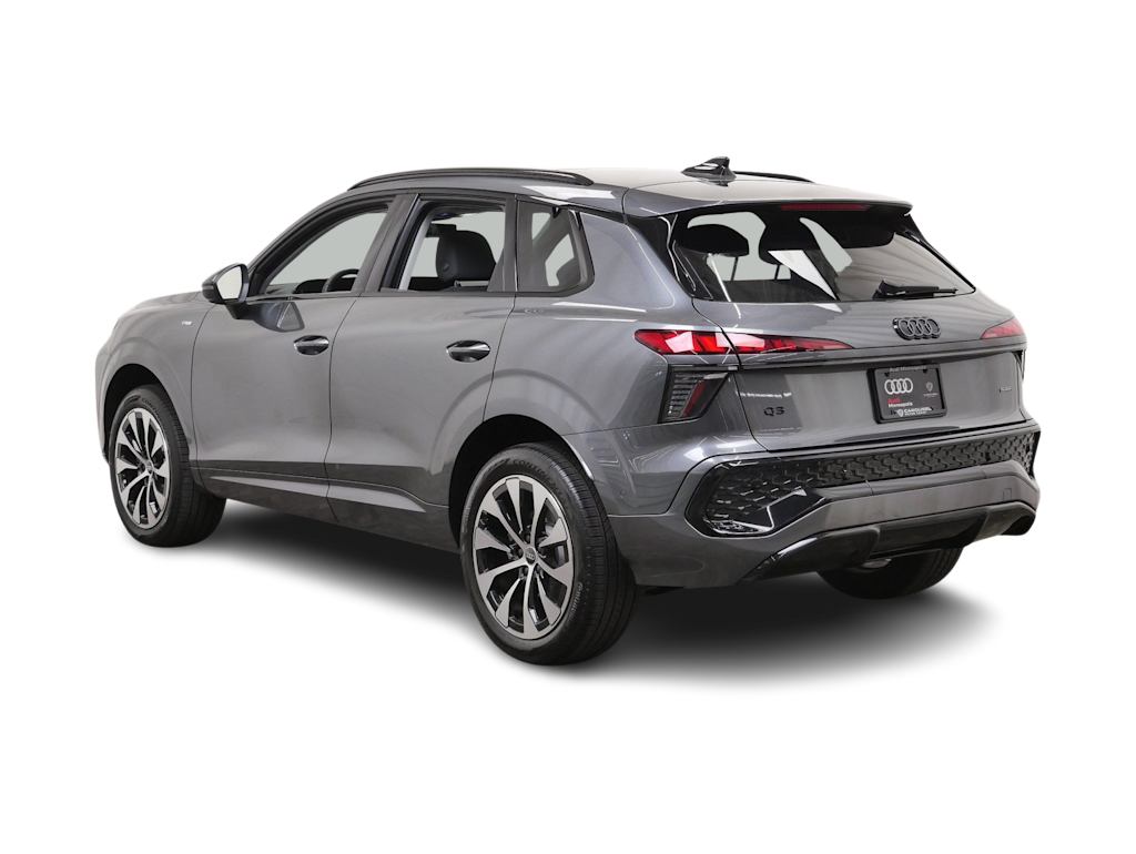 Thumbnail: 2026 Audi Q3 - 4