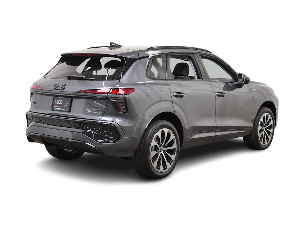 Thumbnail: 2026 Audi Q3 - 8