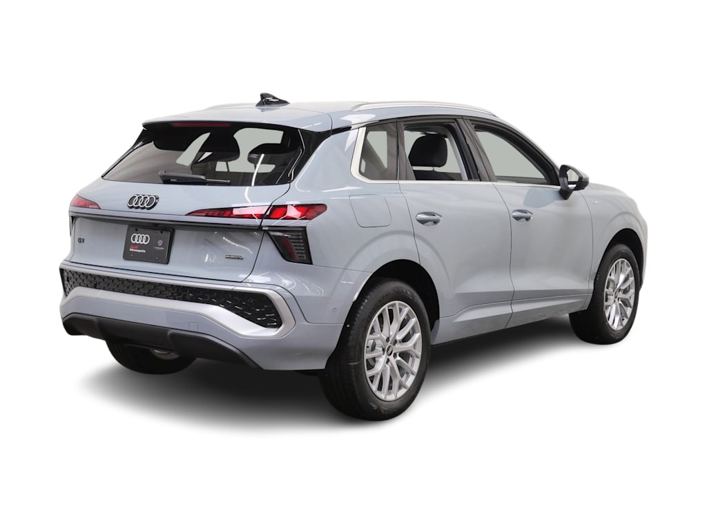 Thumbnail: 2026 Audi Q3 - 9