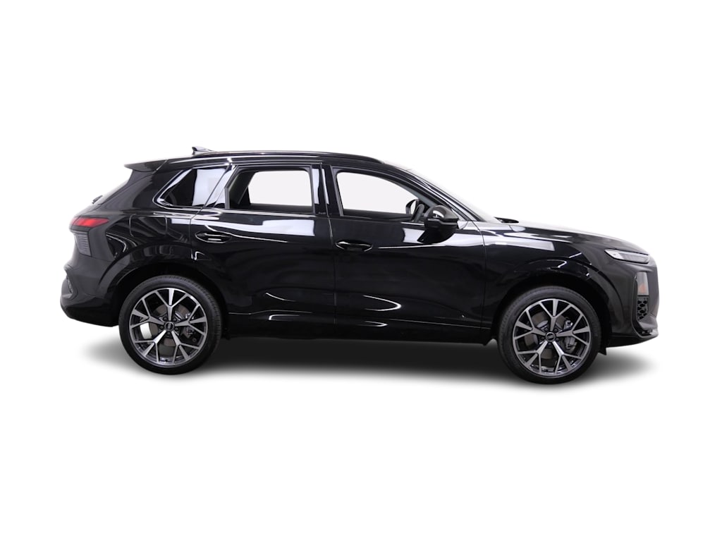 Thumbnail: 2026 Audi Q3 - 9