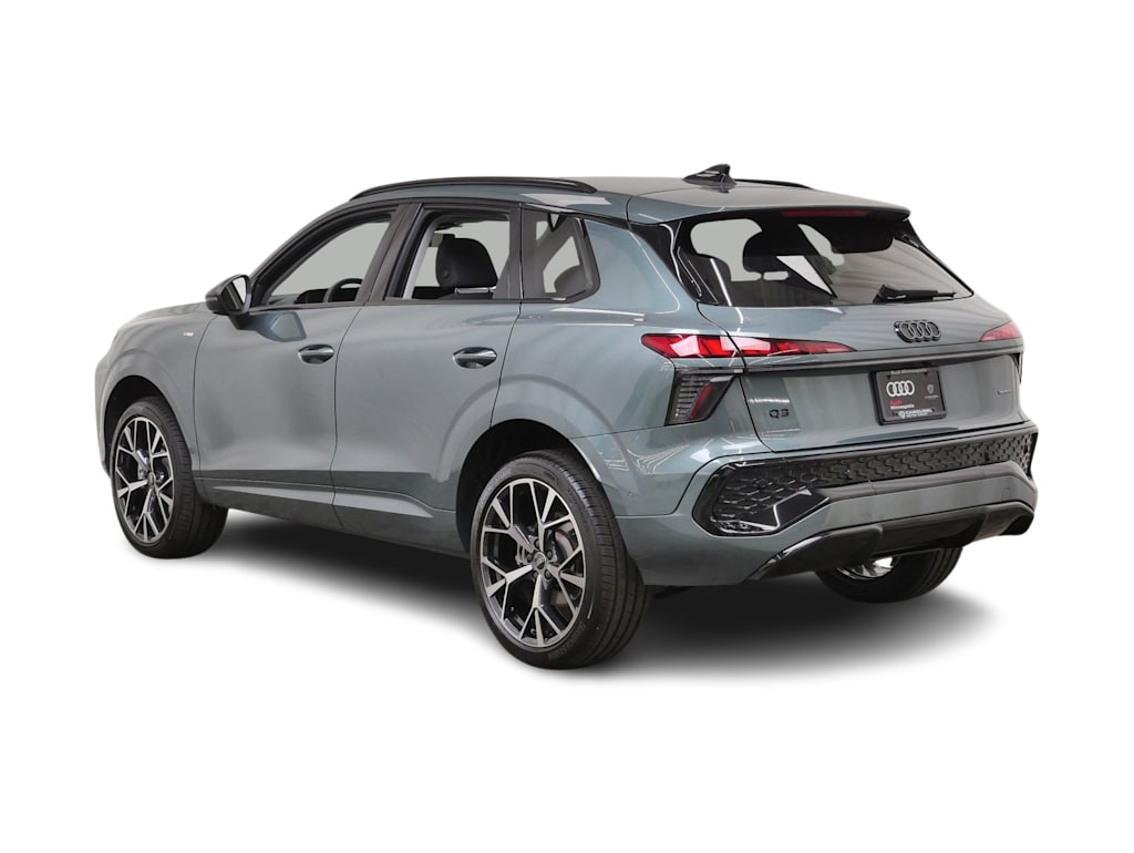Thumbnail: 2026 Audi Q3 - 4
