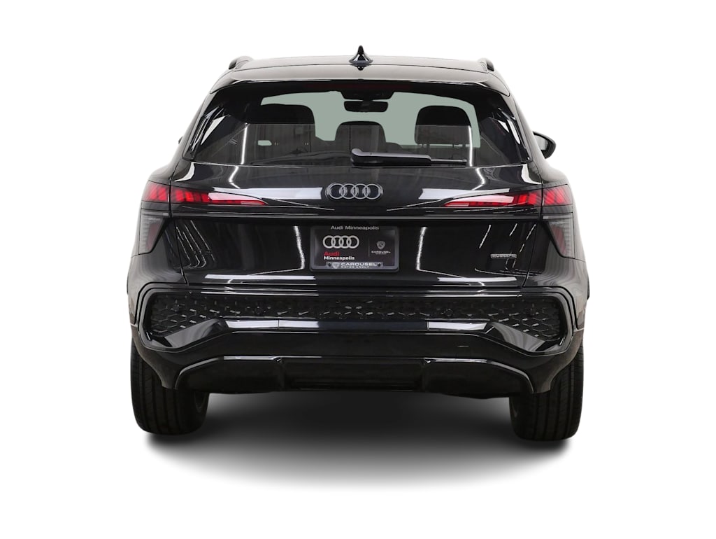 Thumbnail: 2026 Audi Q3 - 5