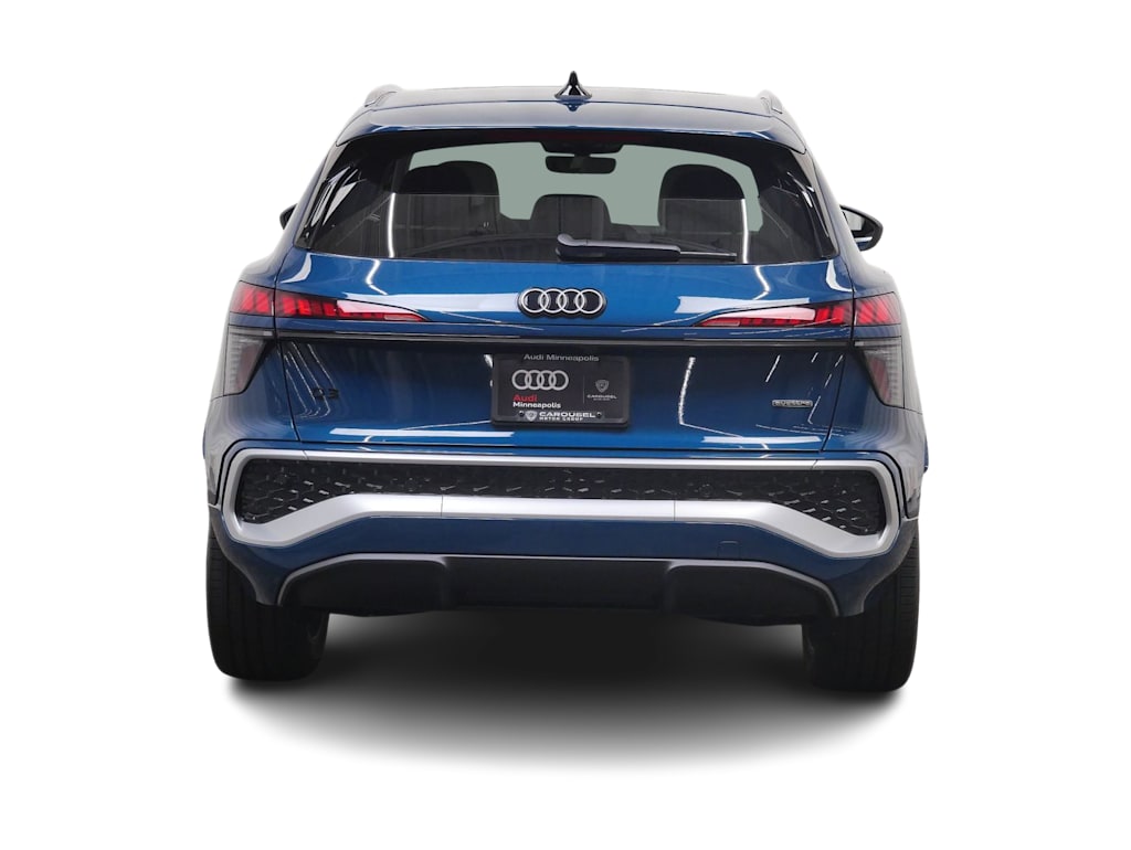 Thumbnail: 2026 Audi Q3 - 5