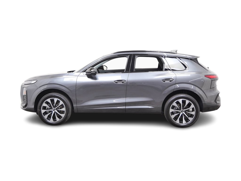 Thumbnail: 2026 Audi Q3 - 3