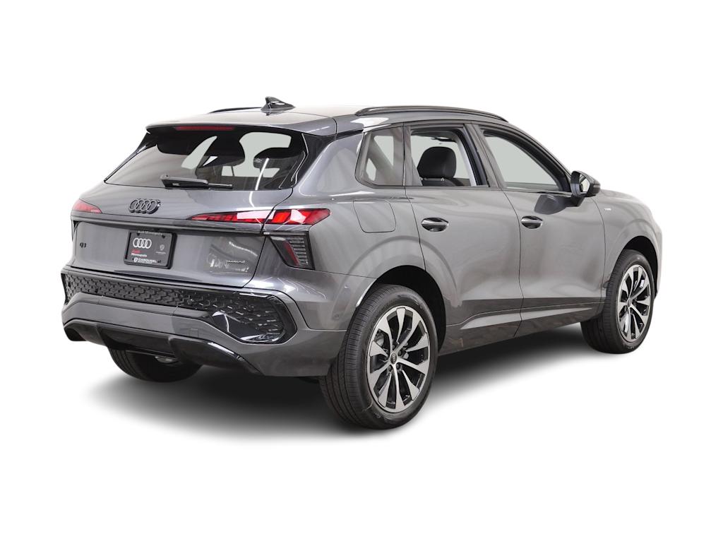 Thumbnail: 2026 Audi Q3 - 8