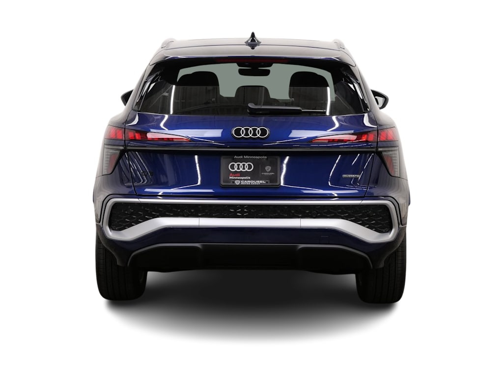 Thumbnail: 2026 Audi Q3 - 5