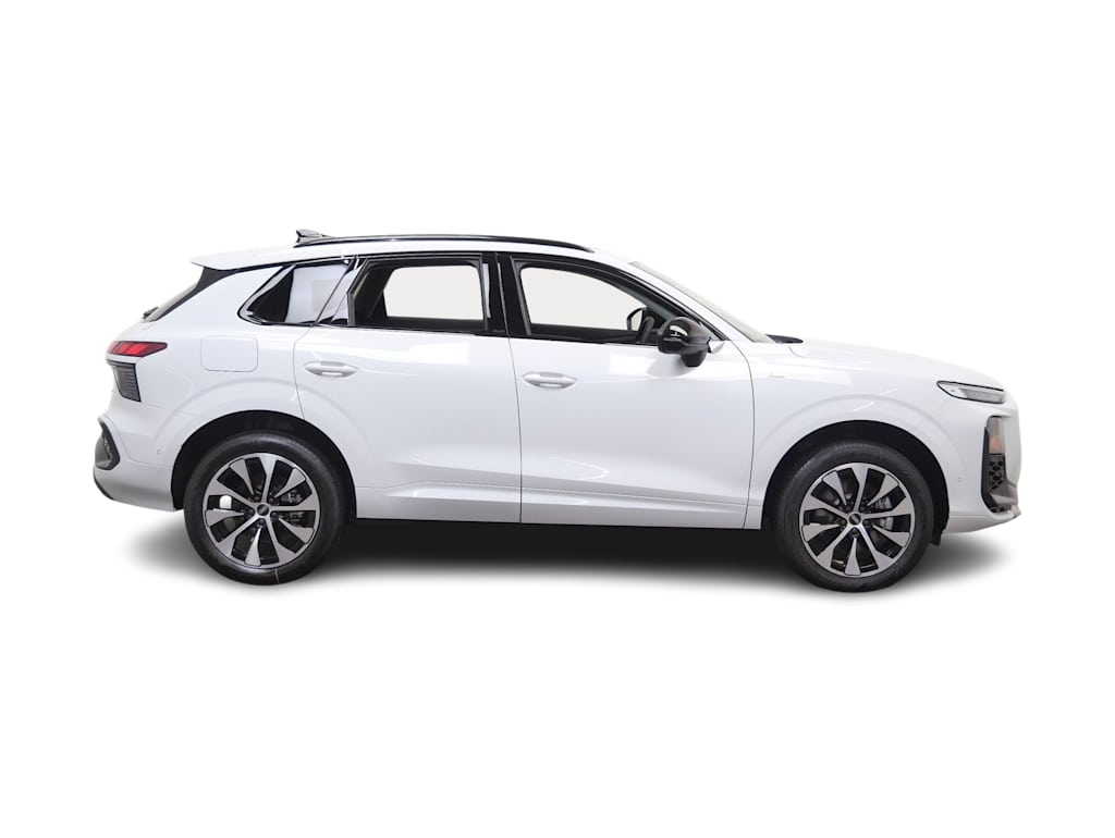 Thumbnail: 2026 Audi Q3 - 9
