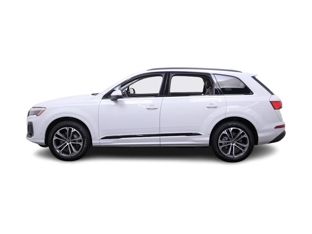 Thumbnail: 2026 Audi Q7 - 3