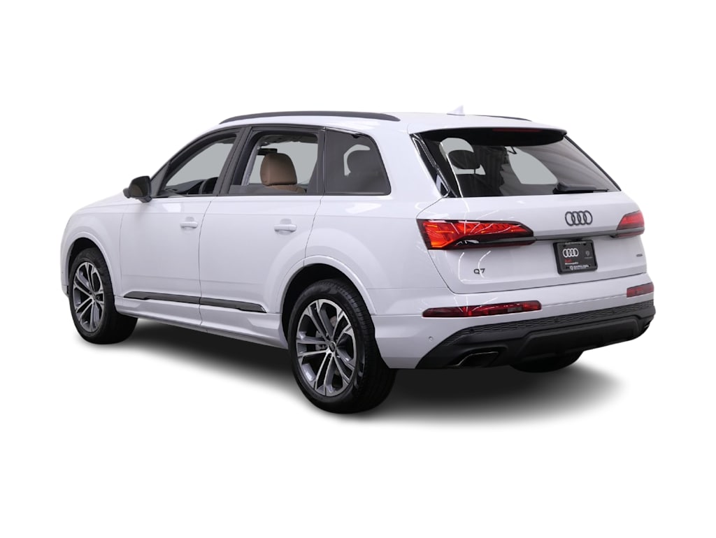 Thumbnail: 2026 Audi Q7 - 4