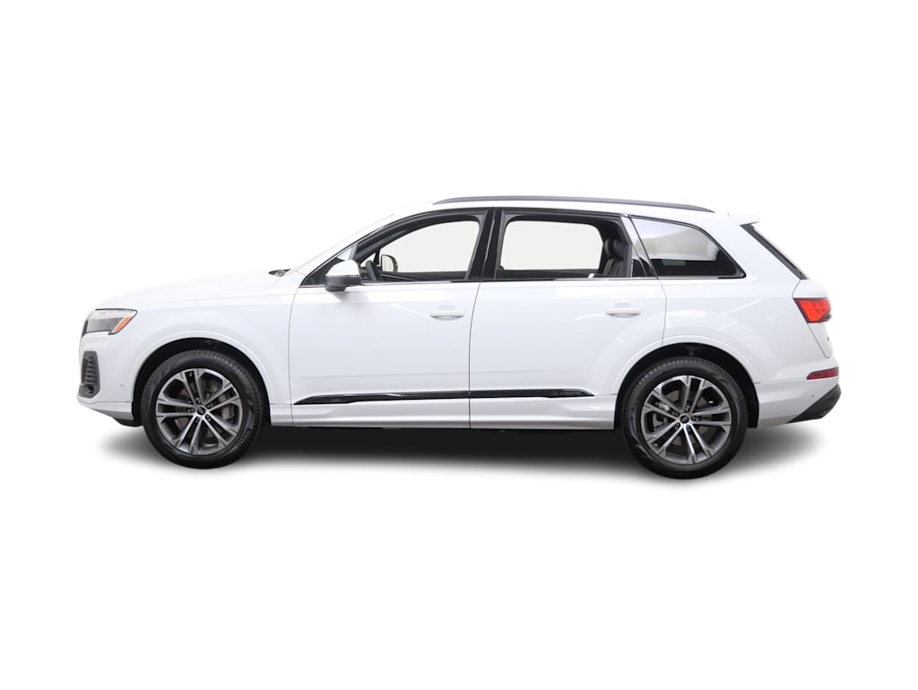 Thumbnail: 2026 Audi Q7 - 3