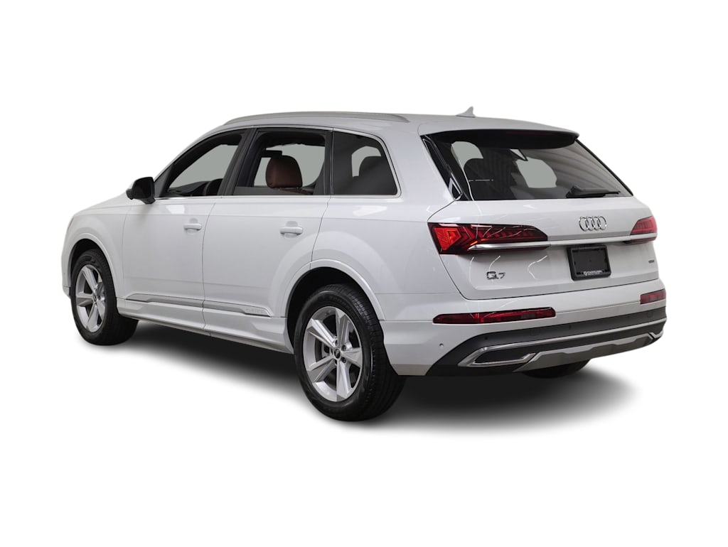 Thumbnail: 2023 Audi Q7 - 4