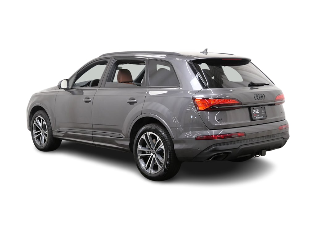 Thumbnail: 2026 Audi Q7 - 4