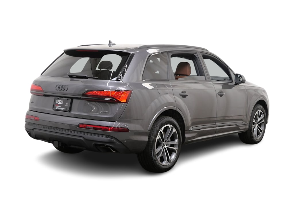Thumbnail: 2026 Audi Q7 - 9