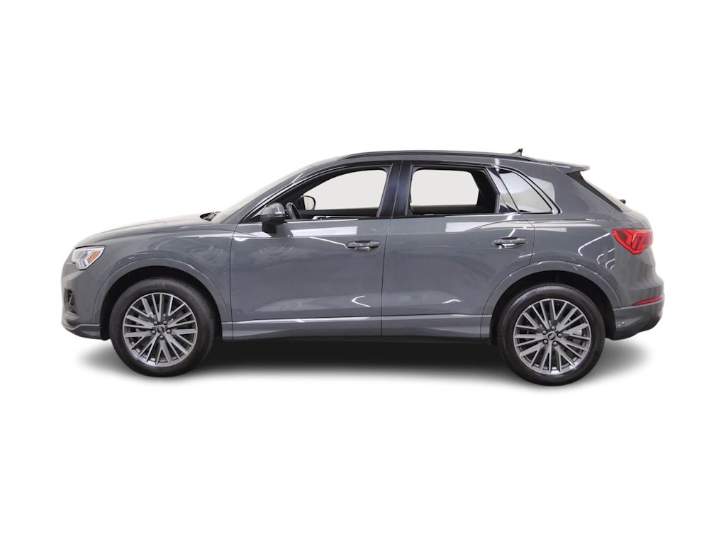 Thumbnail: 2023 Audi Q3 - 3