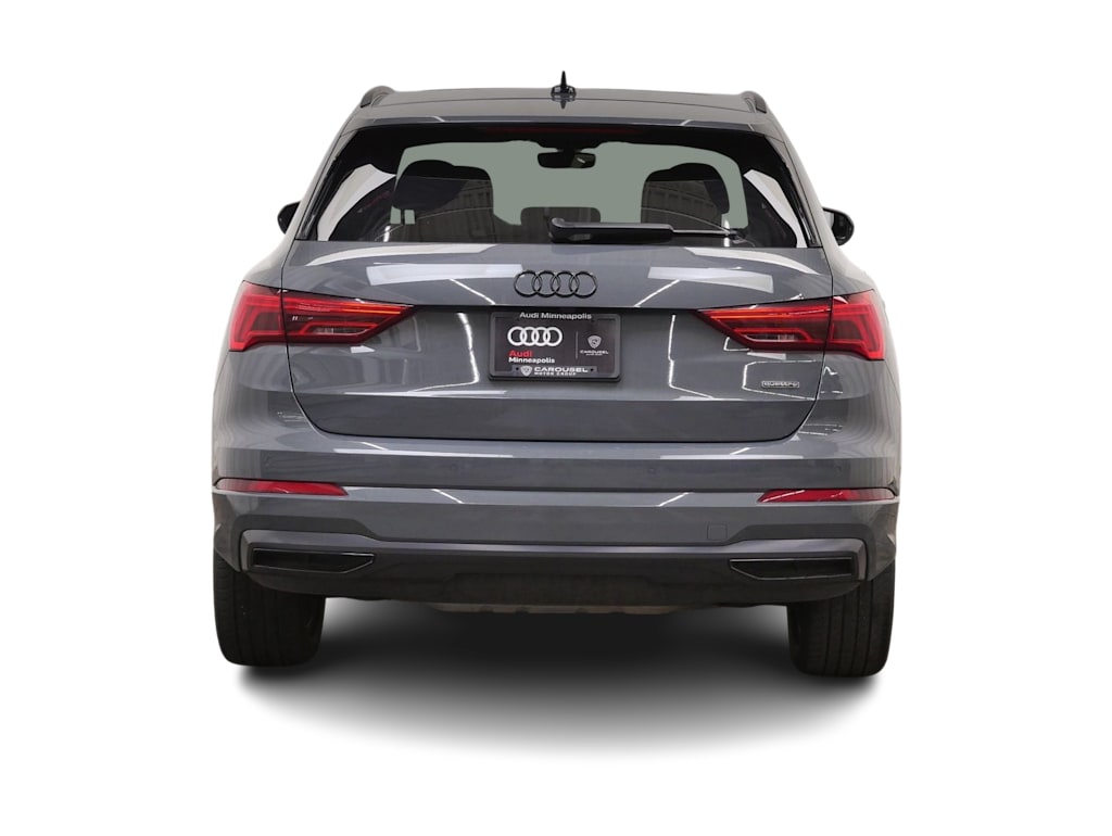 Thumbnail: 2023 Audi Q3 - 5
