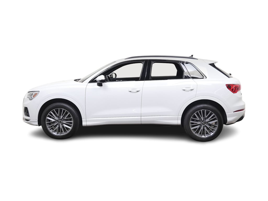 Thumbnail: 2023 Audi Q3 - 3