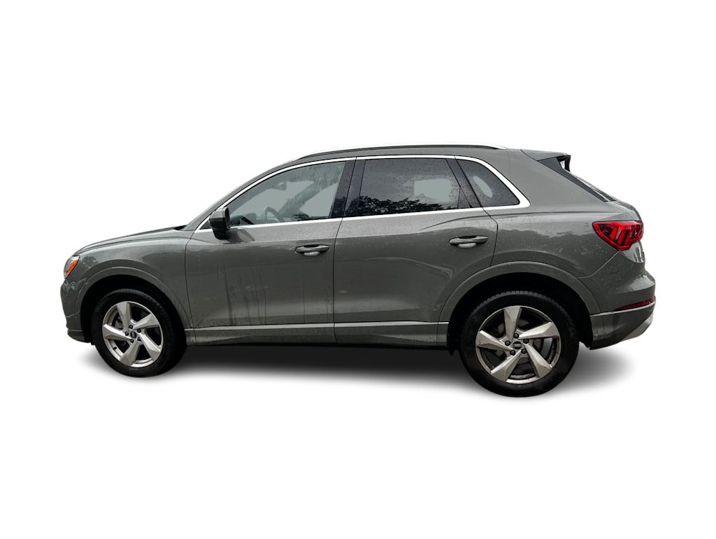 Thumbnail: 2021 Audi Q3 - 3