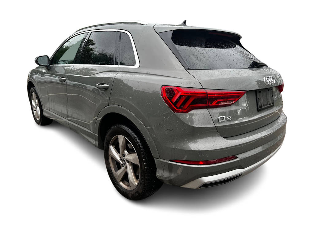 Thumbnail: 2021 Audi Q3 - 4
