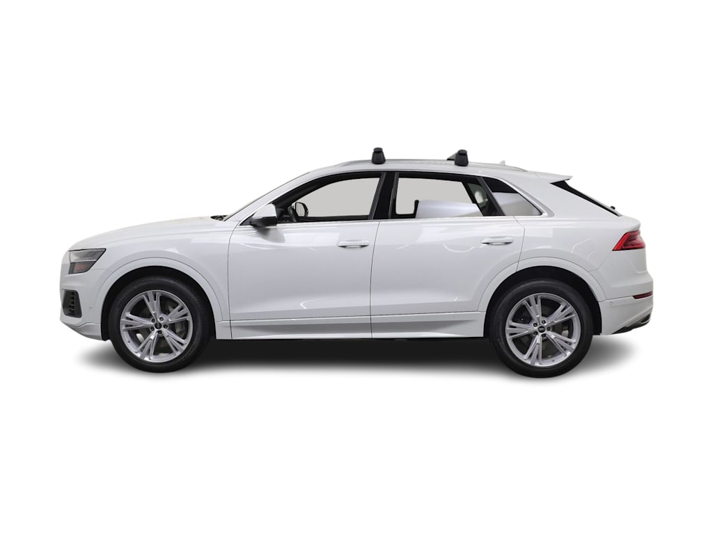 Thumbnail: 2023 Audi Q8 - 3