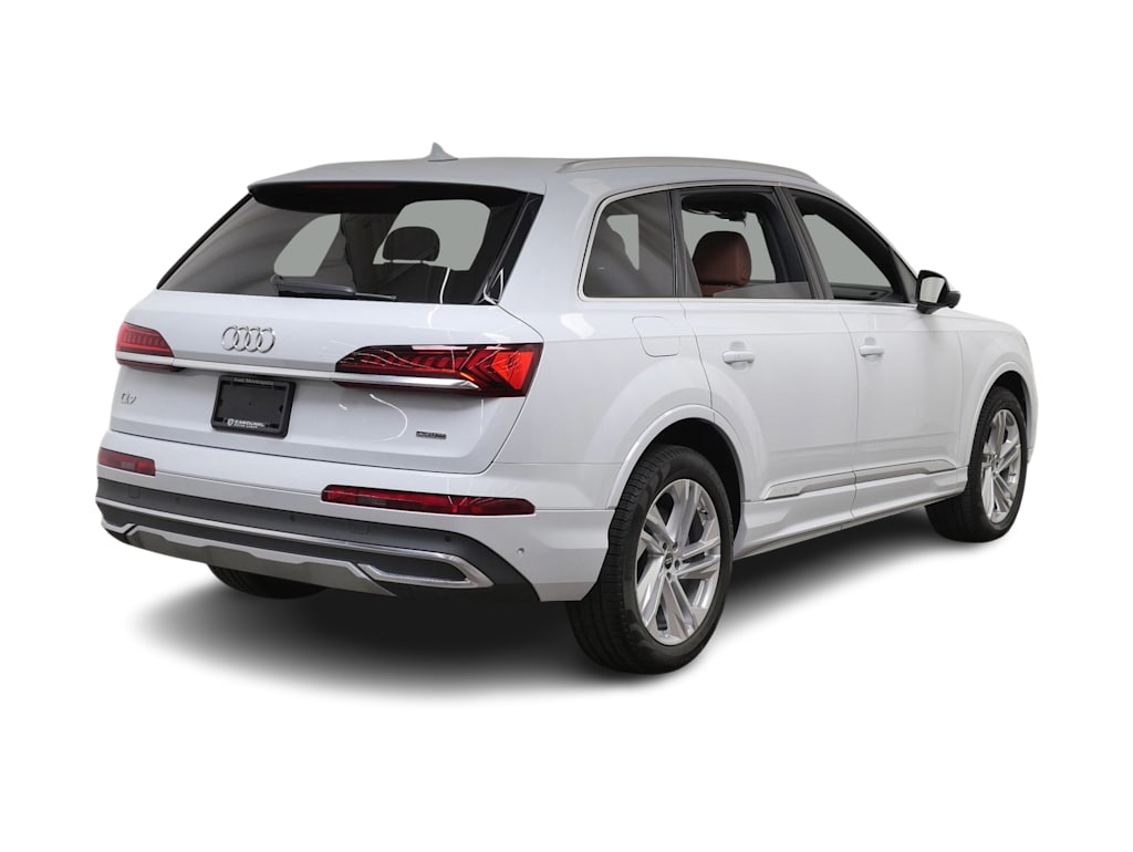 Thumbnail: 2023 Audi Q7 - 12