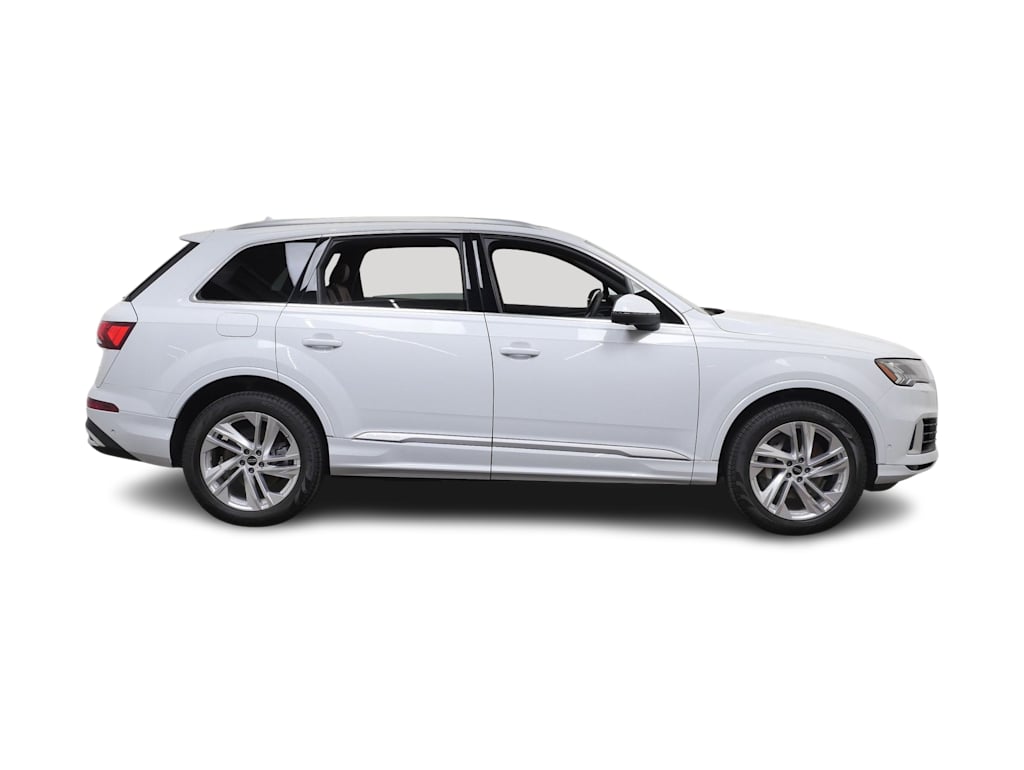 Thumbnail: 2023 Audi Q7 - 13