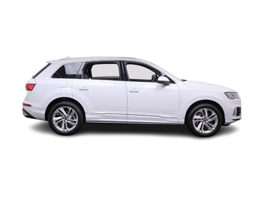 Thumbnail: 2023 Audi Q7 - 13