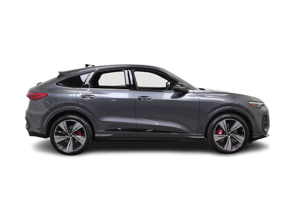 Thumbnail: 2026 Audi SQ5 - 9