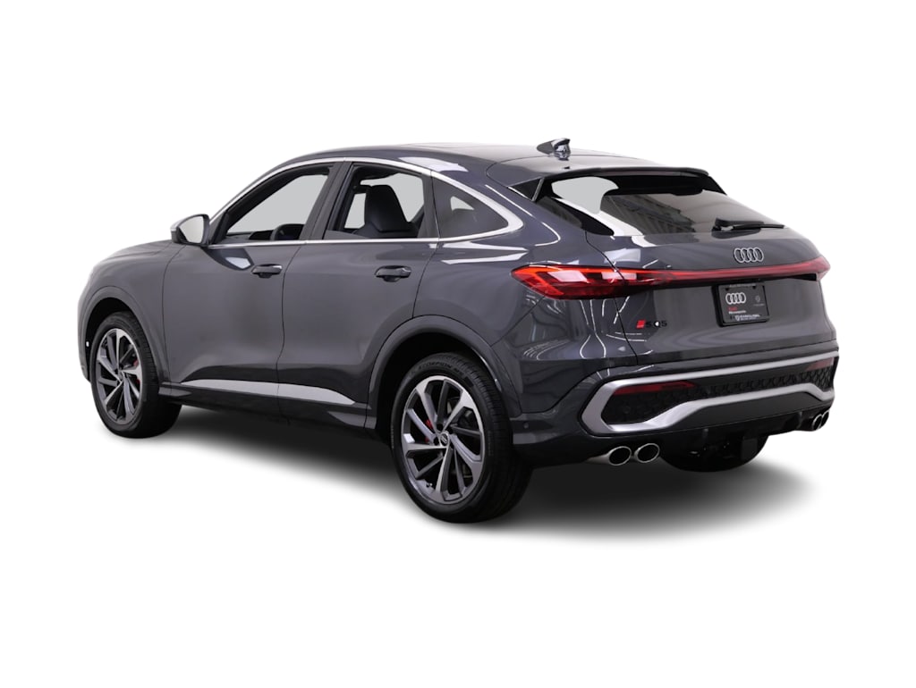 Thumbnail: 2026 Audi SQ5 - 3