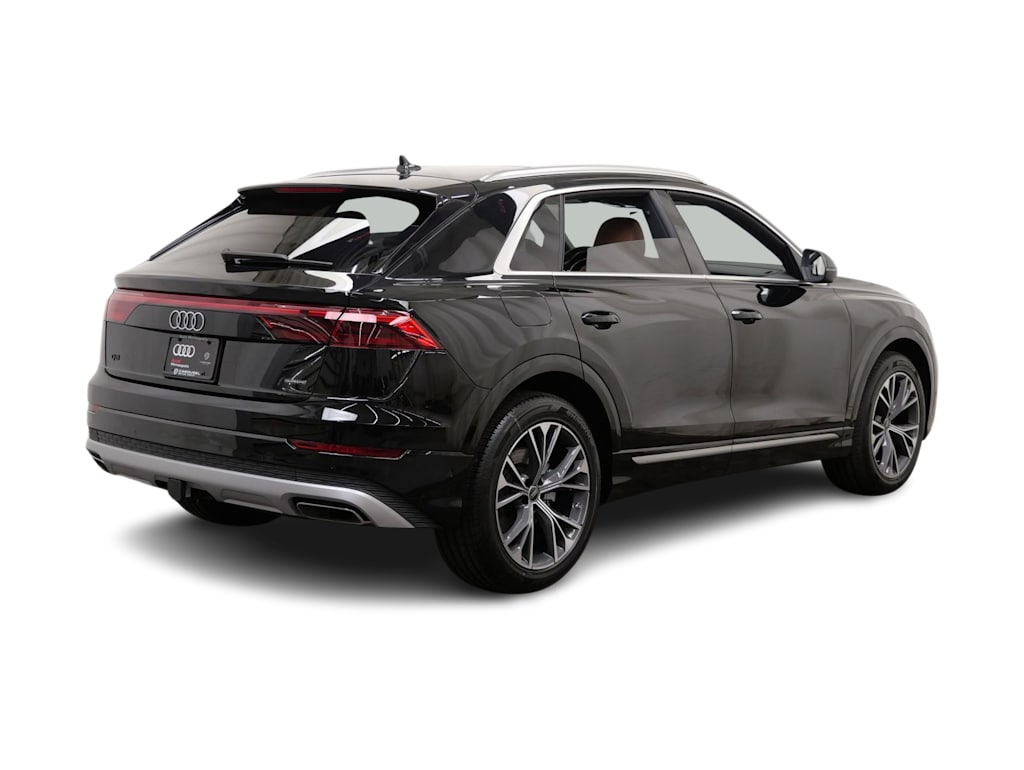 Thumbnail: 2026 Audi Q8 - 8
