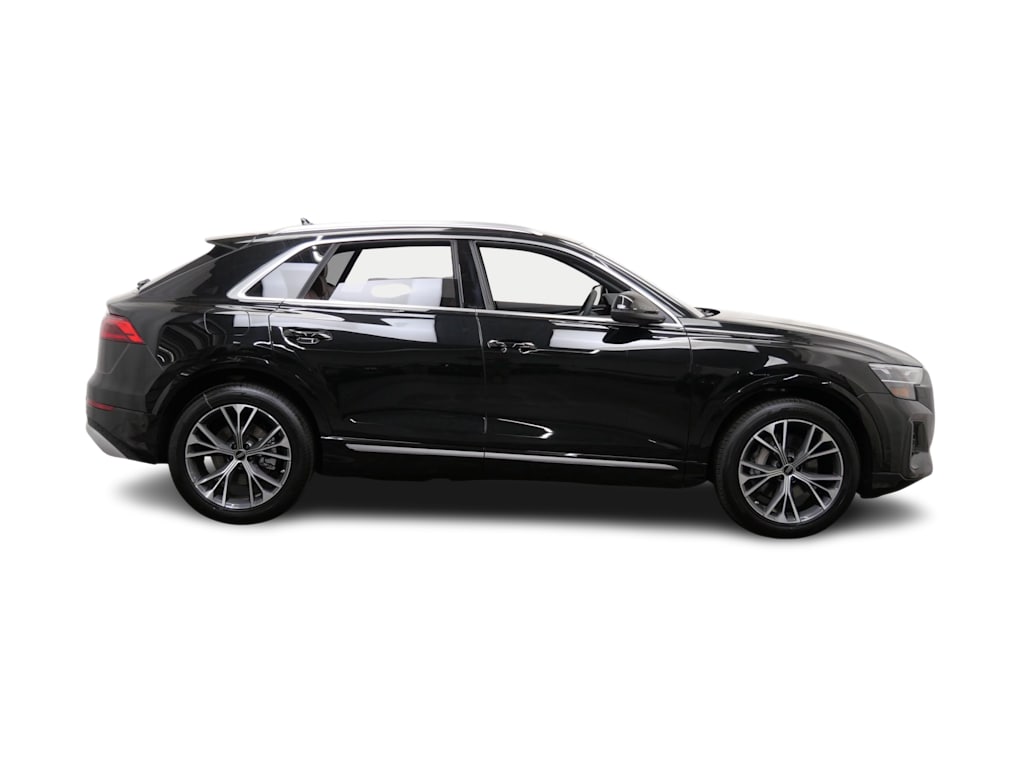 Thumbnail: 2026 Audi Q8 - 9