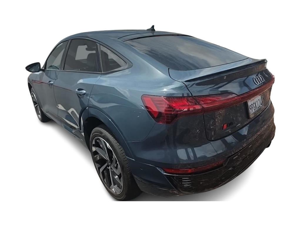 Thumbnail: 2024 Audi Q8 e-tron - 3