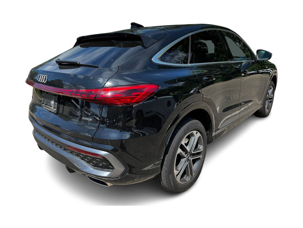 Thumbnail: 2025 Audi Q5 - 12