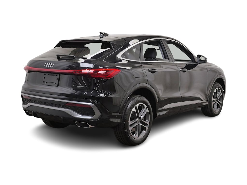 Thumbnail: 2026 Audi Q5 - 8