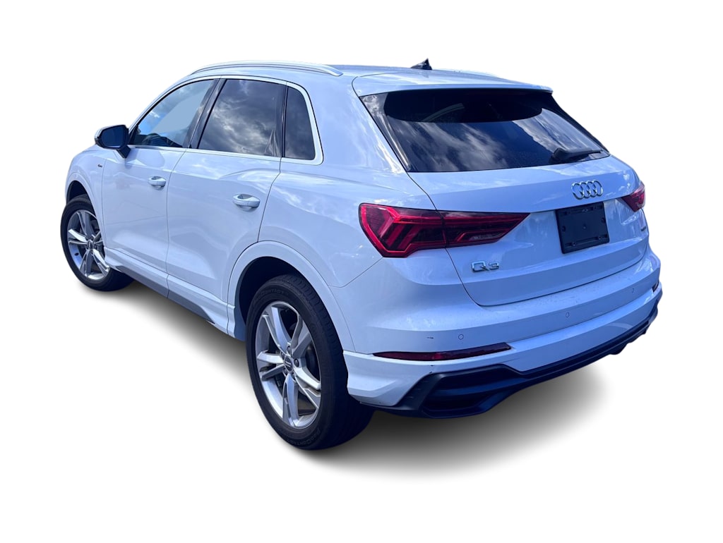 Thumbnail: 2020 Audi Q3 - 2