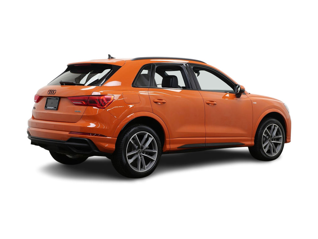 Thumbnail: 2025 Audi Q3 - 13