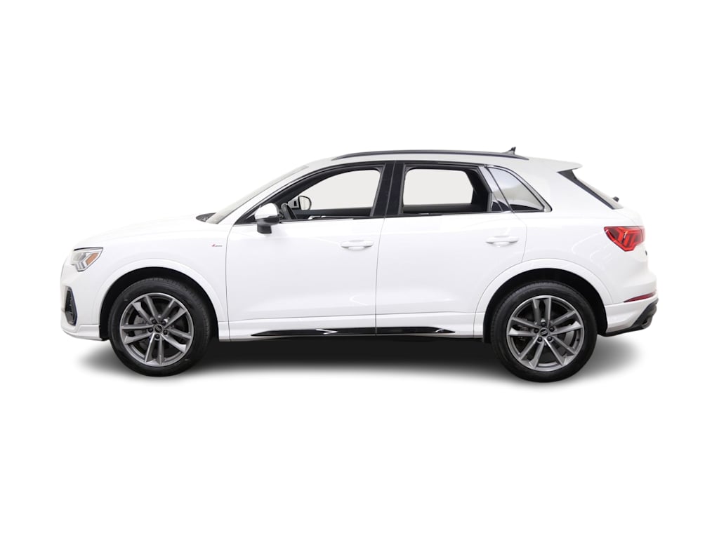 Thumbnail: 2023 Audi Q3 - 3