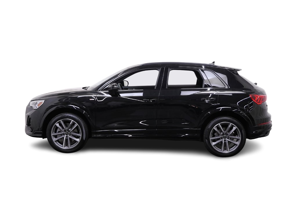 Thumbnail: 2025 Audi Q3 - 3