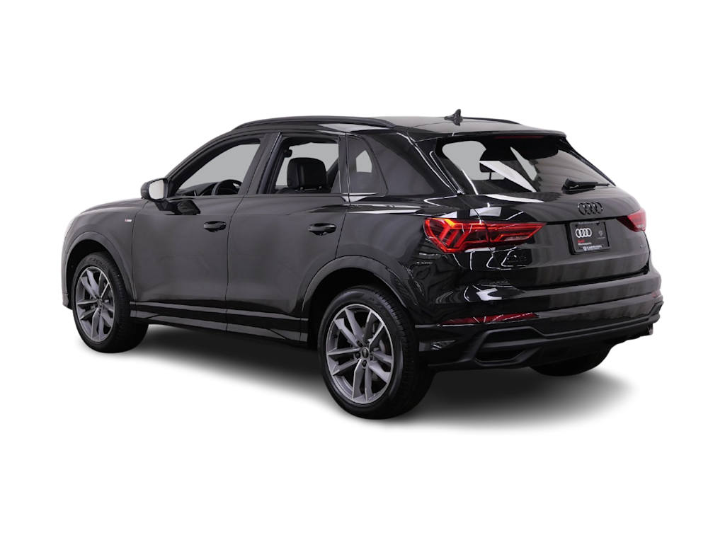Thumbnail: 2025 Audi Q3 - 4