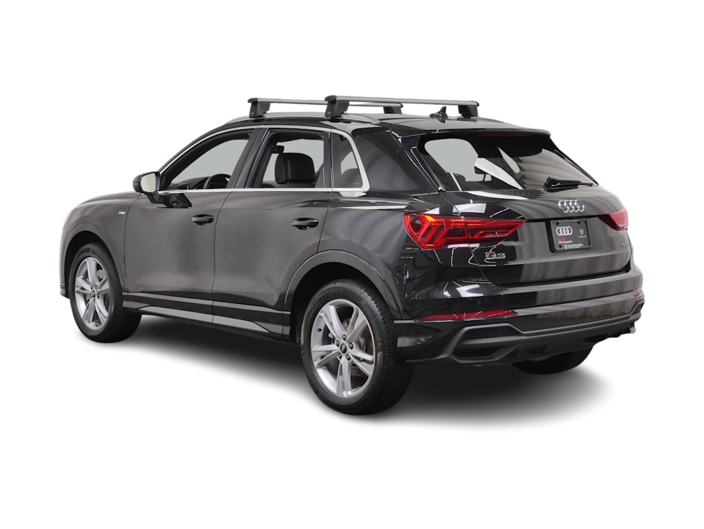 Thumbnail: 2023 Audi Q3 - 4