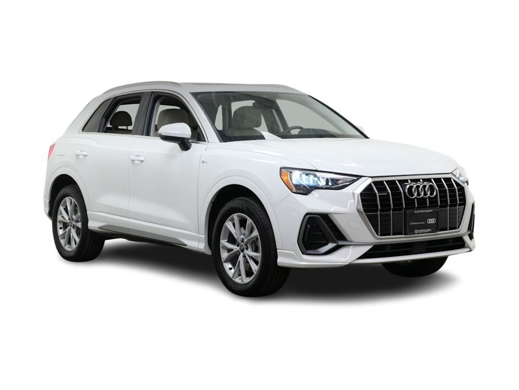 Thumbnail: 2021 Audi Q3 - 14