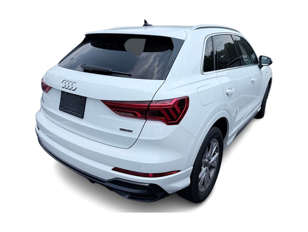 Thumbnail: 2022 Audi Q3 - 7